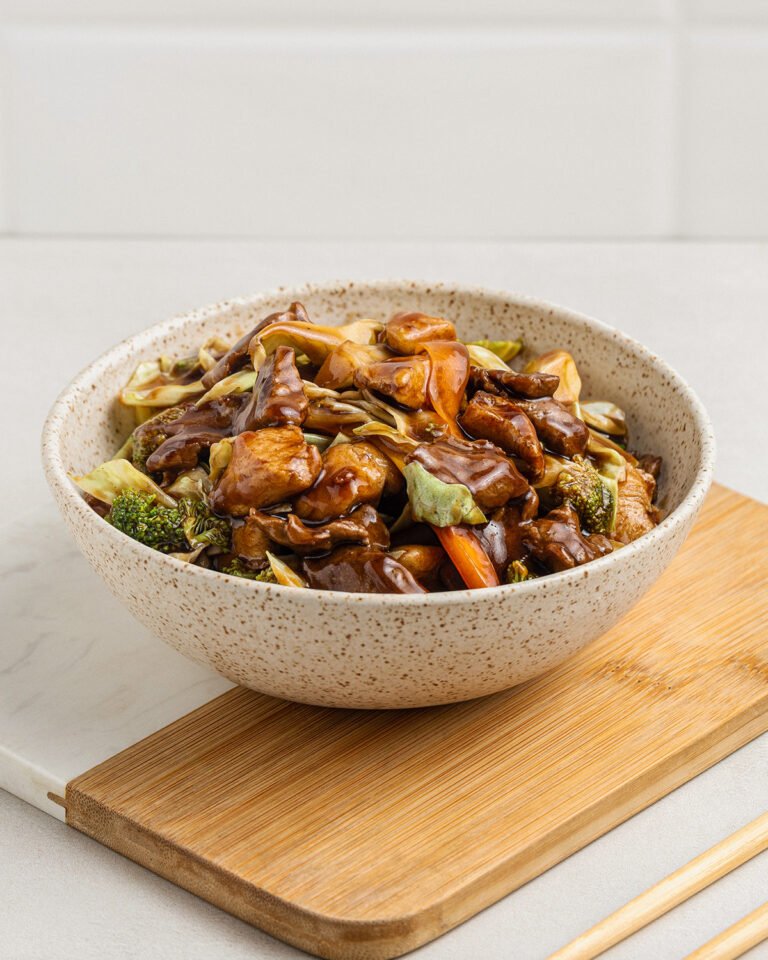 Yakisoba Misto de Carne e Frango